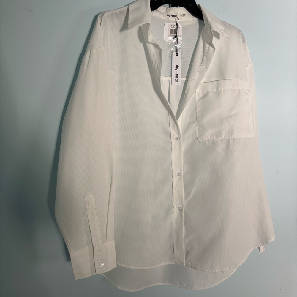 NWT day + moon White Button-Up Shirt, medium